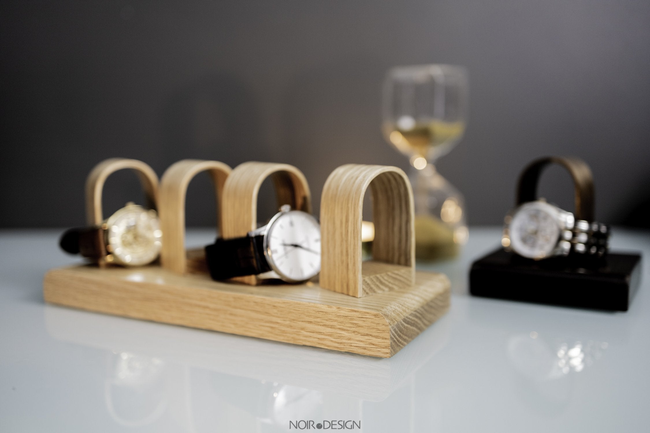Luxury Walnut Quint Watch Stand Holder - Watch Display - NOIR.DESIGN