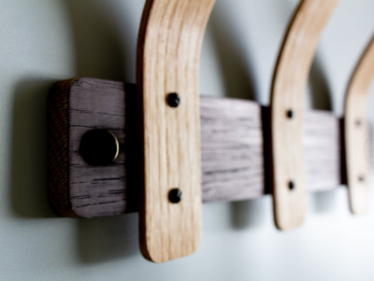Oak Coat Rack - Tordu - Black