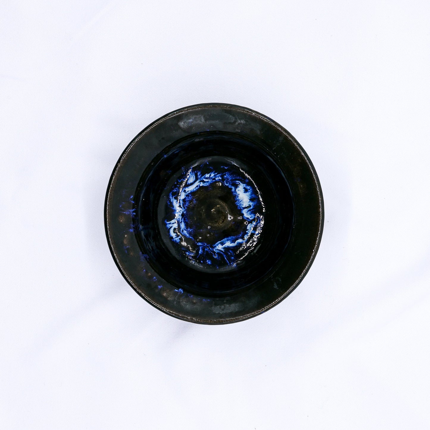 7,5' Cavewater Spiral Blue Handmade Grey Stoneware Bowl