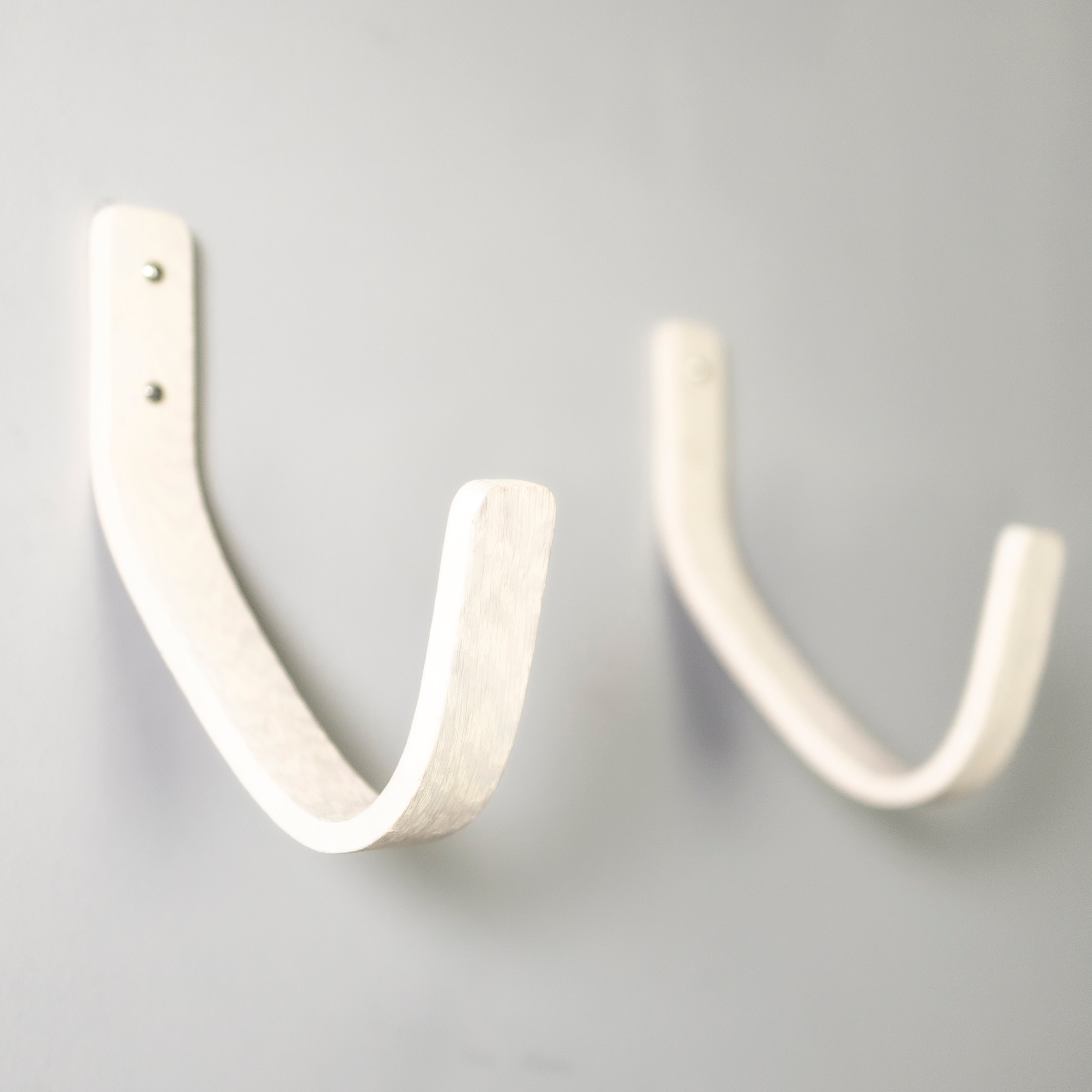 White Oak Longboard Surfboard Wall Mount | Waves 2.0 Vertical Rack | Handcrafted in UK